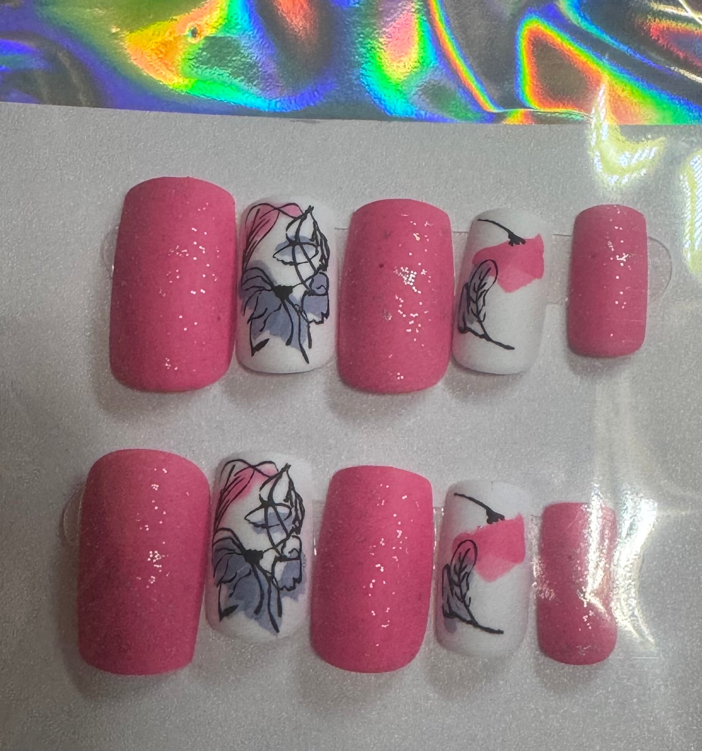 Press on nails