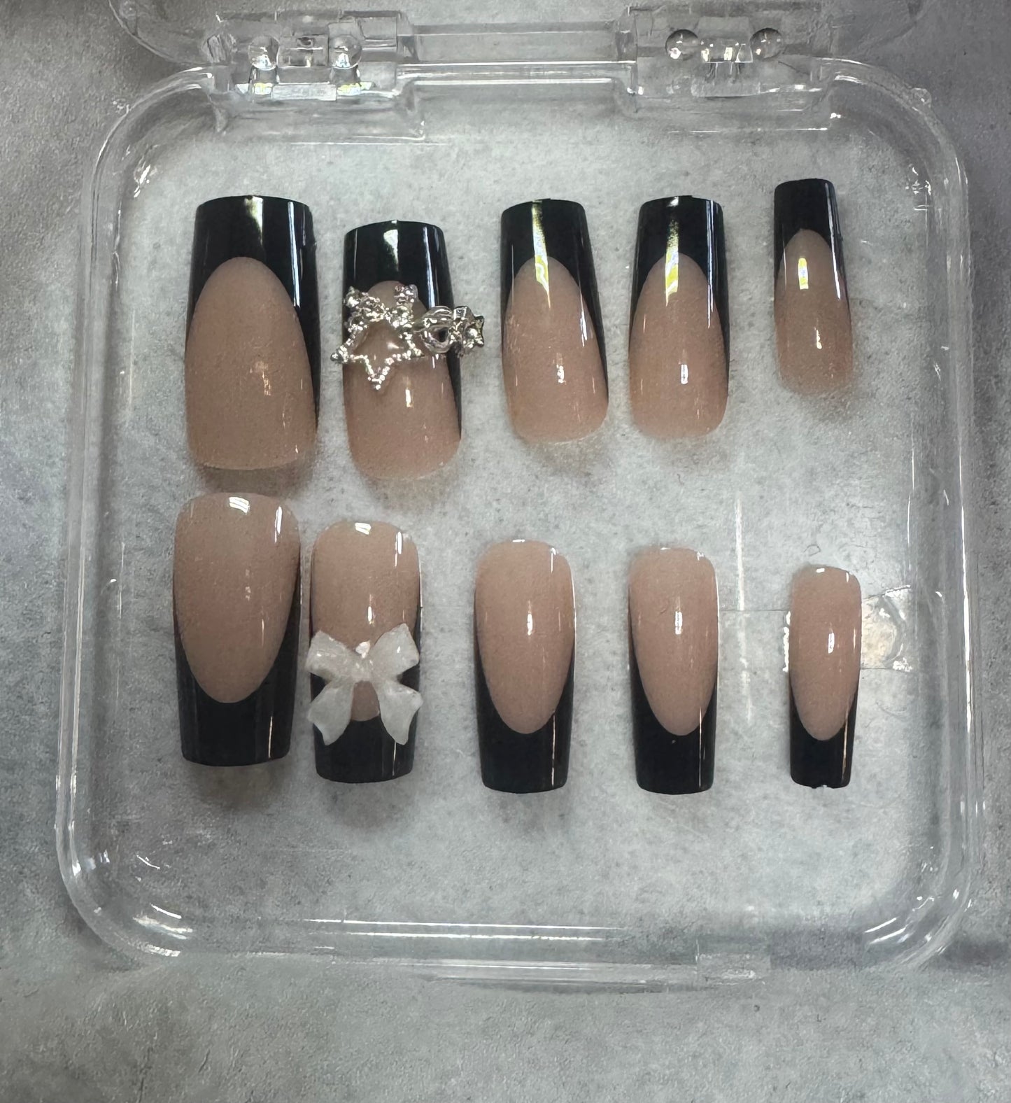 Press on nails